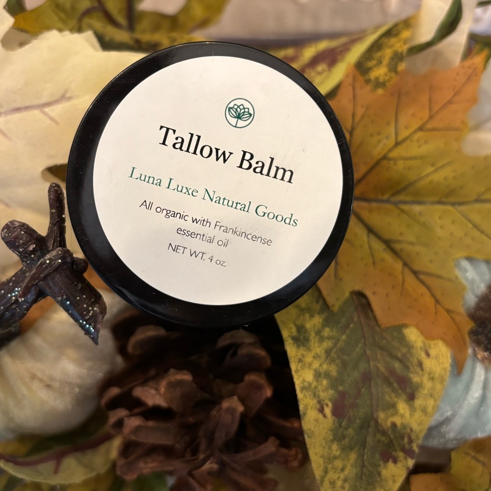SUPER SALE!!! $15
Luna Luxe Tallow Balm- 1 Lavender left
